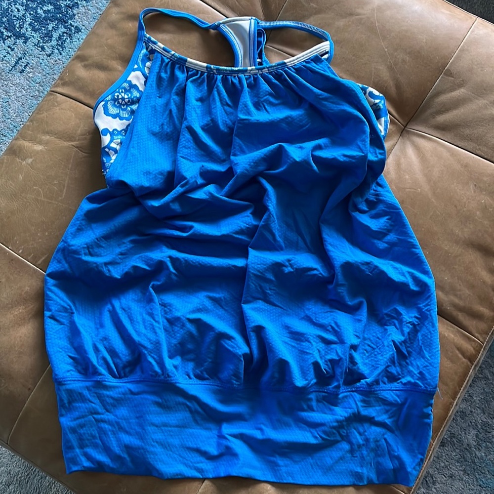 Lululemon workout tank